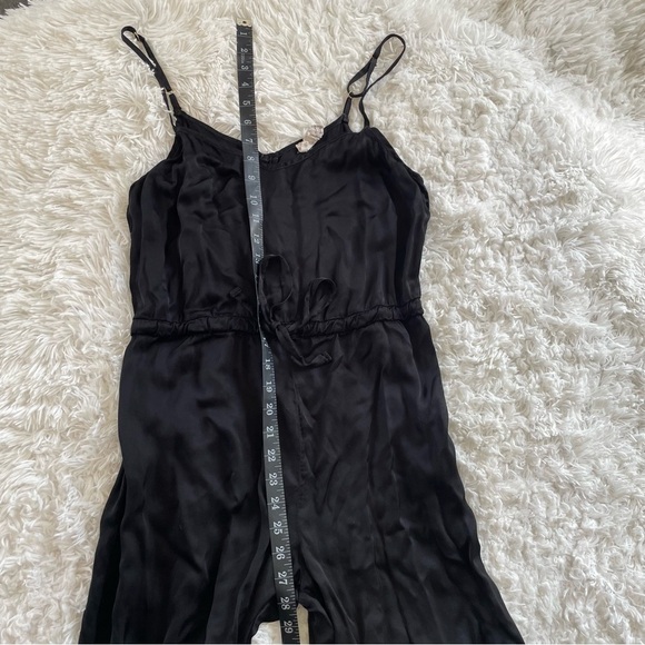 REVOLVE Nation LTD Size Medium Aly Easy Jumpsuit Playsuit Black - Picture 8 of 13